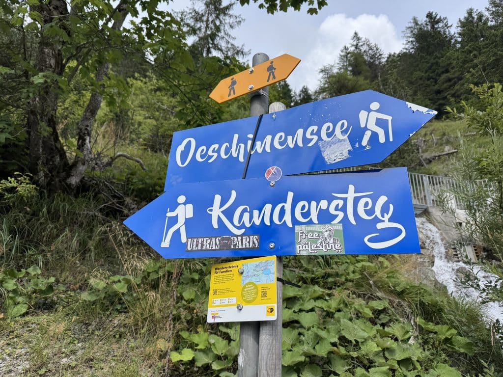 panneau randonnée Oeschinensee Kandersteg
