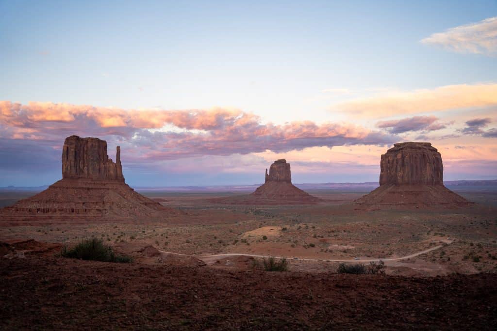 Monument Valley au coucher de soleil