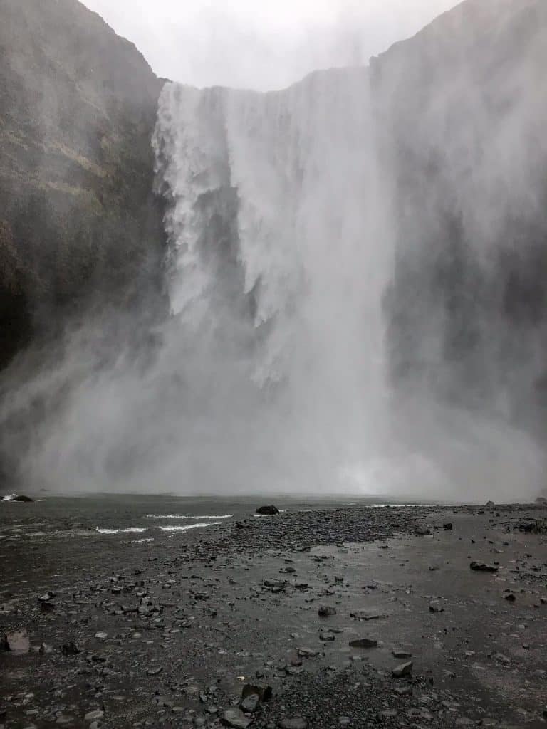 Skògafoss en Islande : la cascade rideau