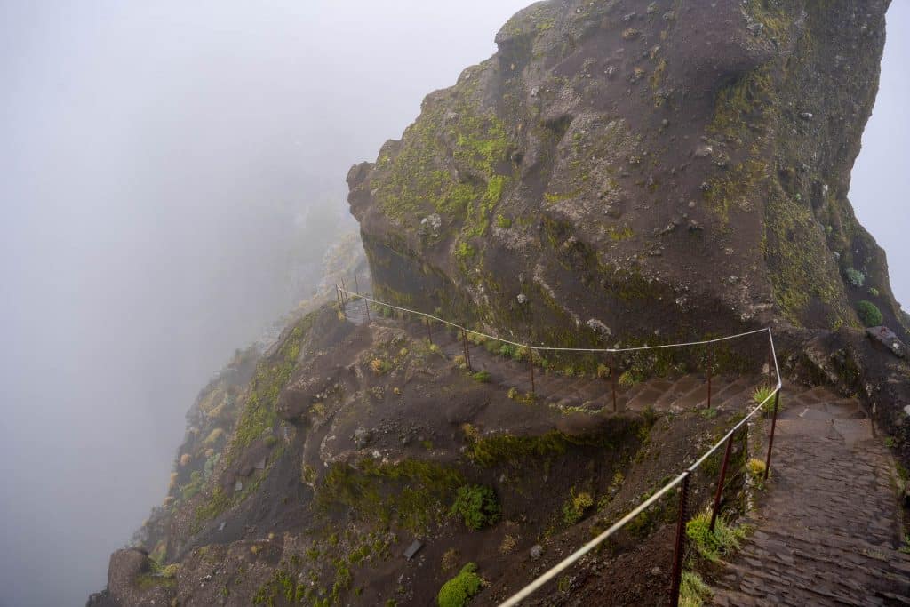 escaliers de madère au pico do Arieiro